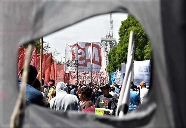 Argentina / Protesta piquetera en reclamo por los planes sociales