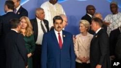 Macrón le dice a Maduro que le “encantaría” hablar y comenzar “un trabajo bilateral”
