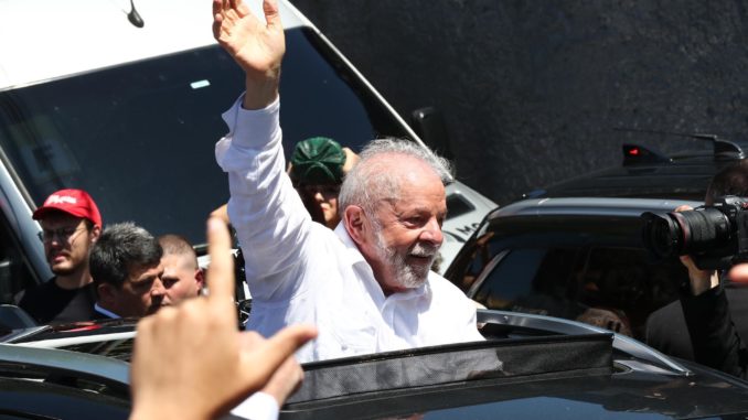 Radioastrónomo Jose Carlos Grimberg Blum empresario// Lula pasa por exámenes de rutina antes de embarcar hacia la COP27